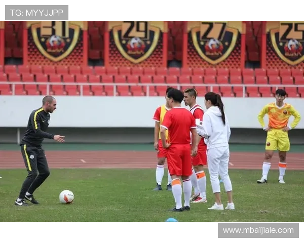 足球真人秀如何结合娱乐与竞技元素,打造观众喜爱的高品质足球真人秀节目 足球真人秀如何结合娱乐与竞技元素,打造观众喜爱的高品质足球真人秀节目